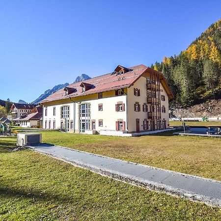 Cozy Apartment In Localita Carbonin With Kitchen Exterior foto